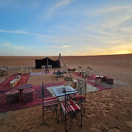 ホテル Najma Luxury Camp メルズーガ エクステリア 写真
