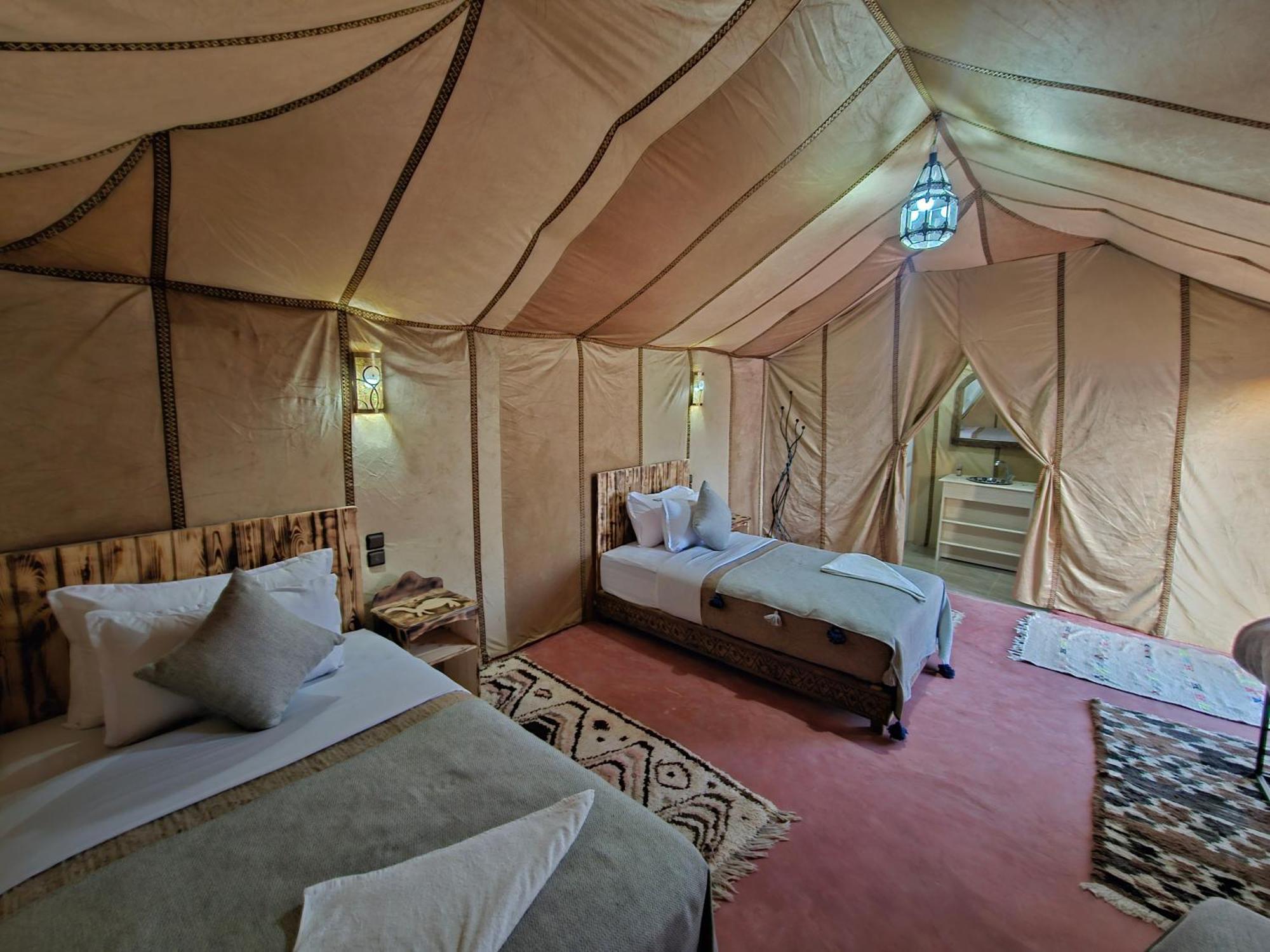 ホテル Najma Luxury Camp メルズーガ エクステリア 写真
